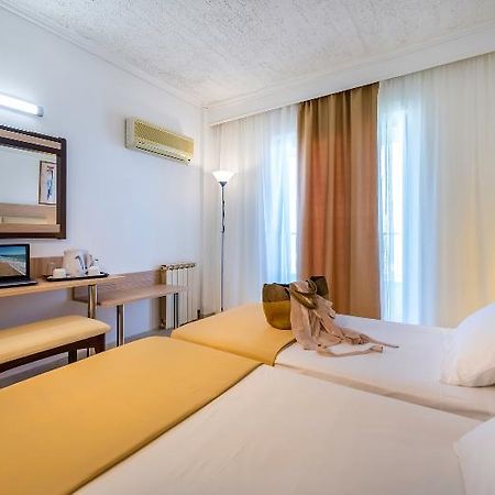Niriides Beach Hotel Pszalídi Kültér fotó